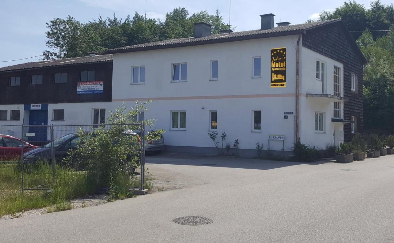 John’S Motel Appartementhaus Attnang-Puchheim Buitenkant foto